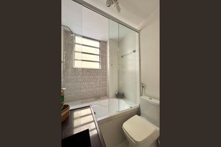 Apartamento à venda com 164m², 3 quartos e sem vagaBanheiro da Suíte