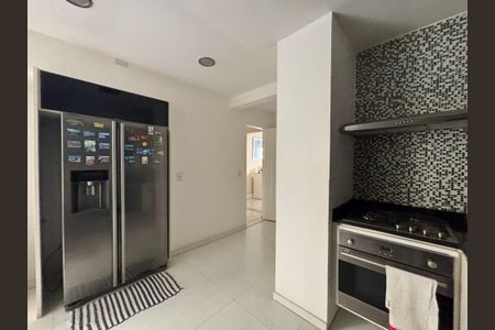 Apartamento à venda com 164m², 3 quartos e sem vagaCozinha