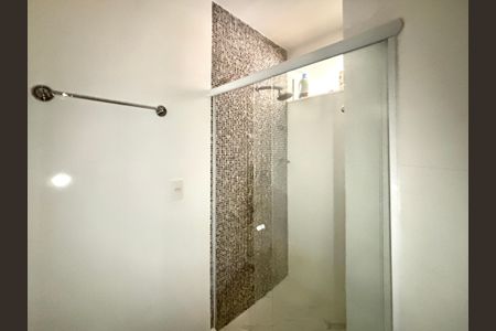 Apartamento à venda com 164m², 3 quartos e sem vagaBanheiro social