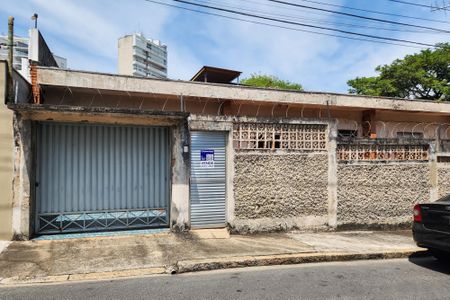 Casa à venda com 172m², 4 quartos e 3 vagasFachada 1