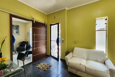 Casa à venda com 172m², 4 quartos e 3 vagasEdicula