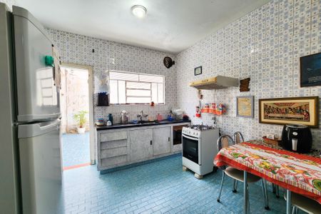 Casa à venda com 172m², 4 quartos e 3 vagasCozinha