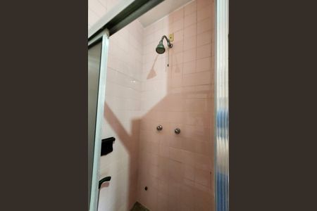 Casa à venda com 172m², 4 quartos e 3 vagasBanheiro Social