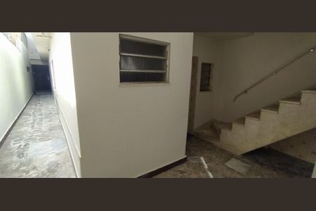 Casa à venda com 240m², 2 quartos e sem vaga