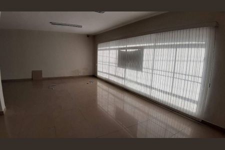 Casa à venda com 326m², 10 quartos e 8 vagas