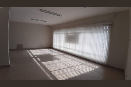 Casa à venda com 326m², 10 quartos e 8 vagas