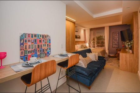 Apartamento à venda com 37m², 1 quarto e sem vaga