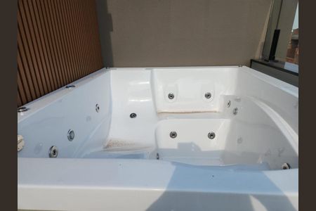 Casa de condomínio à venda com 173m², 3 quartos e 2 vagas