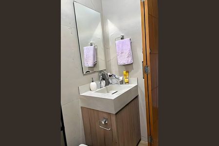 Casa à venda com 120m², 3 quartos e 2 vagas