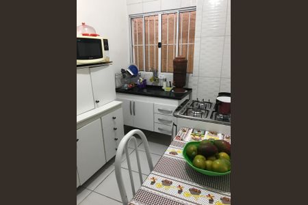 Casa à venda com 115m², 2 quartos e 2 vagas