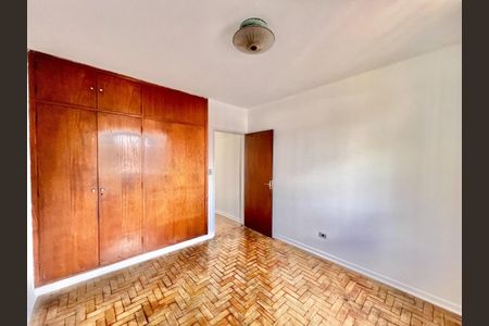 Casa à venda com 165m², 3 quartos e 2 vagas