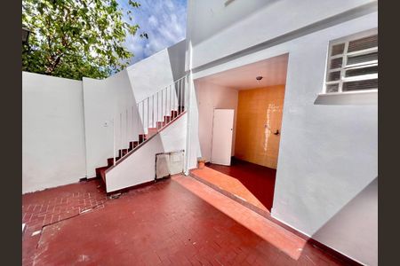 Casa à venda com 165m², 3 quartos e 2 vagas