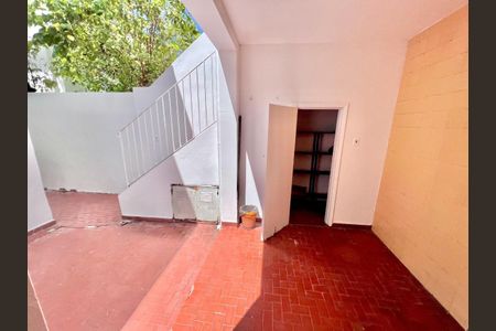 Casa à venda com 165m², 3 quartos e 2 vagas