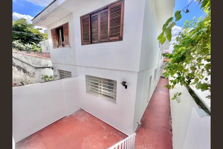 Casa à venda com 165m², 3 quartos e 2 vagas