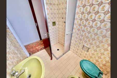 Casa à venda com 165m², 3 quartos e 2 vagas