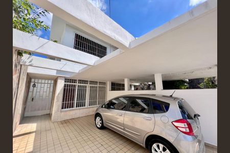Casa à venda com 165m², 3 quartos e 2 vagas