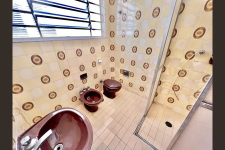 Casa à venda com 165m², 3 quartos e 2 vagas