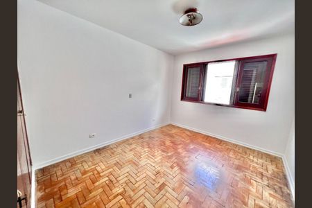 Casa à venda com 165m², 3 quartos e 2 vagas