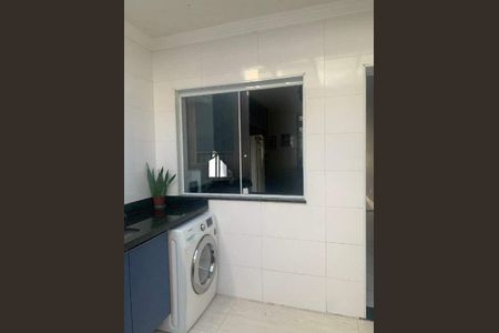 Casa à venda com 100m², 3 quartos e 2 vagas