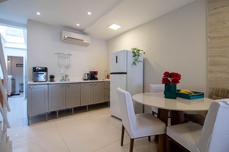 Apartamento à venda com 110m², 1 quarto e 2 vagasSala