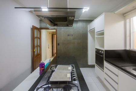 Casa à venda com 220m², 3 quartos e 2 vagasCozinha