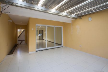 Casa à venda com 220m², 3 quartos e 2 vagasÁrea comum