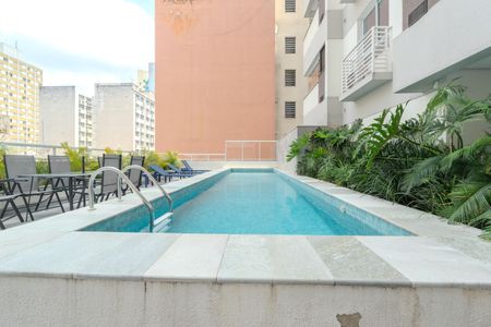 Apartamento à venda com 35m², 1 quarto e sem vagaÁrea comum - Piscina