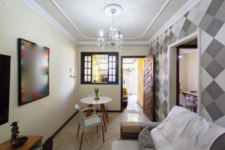 Sala de casa à venda com 2 quartos, 60m² em Santa Amelia, Belo Horizonte