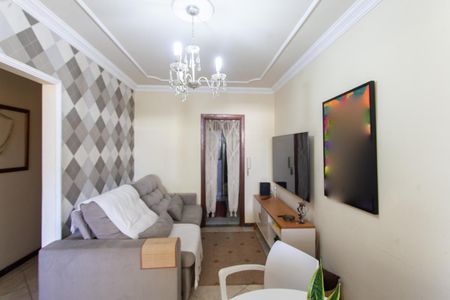 Casa à venda com 60m², 2 quartos e 2 vagas Casa à venda com 60m², 2 quartos e 2 vagasSala