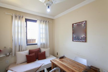 Casa à venda com 60m², 2 quartos e 2 vagas Casa à venda com 60m², 2 quartos e 2 vagasQuarto