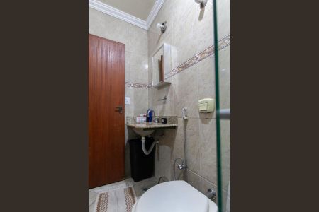 Casa à venda com 60m², 2 quartos e 2 vagas Casa à venda com 60m², 2 quartos e 2 vagasBanheiro da Suíte