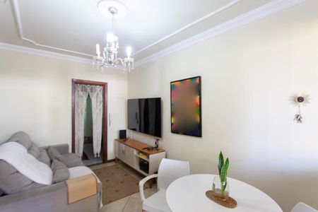 Sala de casa à venda com 2 quartos, 60m² em Santa Amelia, Belo Horizonte