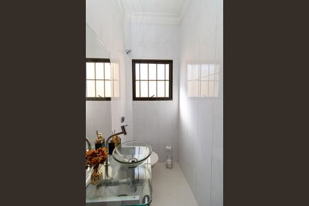 Casa à venda com 250m², 4 quartos e 2 vagas Casa à venda com 250m², 4 quartos e 2 vagasLavabo Sala