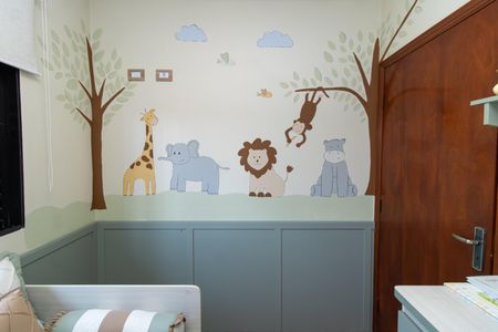 Casa à venda com 250m², 4 quartos e 2 vagas Casa à venda com 250m², 4 quartos e 2 vagasQuarto