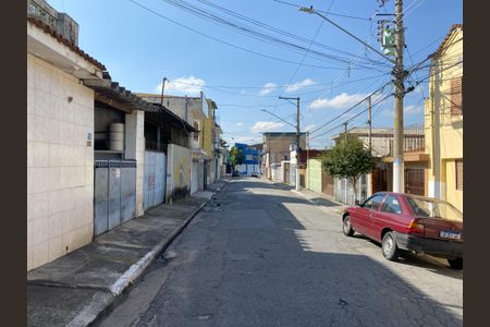 Casa à venda com 250m², 4 quartos e 2 vagas Casa à venda com 250m², 4 quartos e 2 vagasVista da Rua