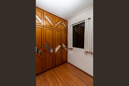 Casa à venda com 250m², 4 quartos e 2 vagas Casa à venda com 250m², 4 quartos e 2 vagasCloset da Suíte 1