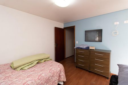 Casa à venda com 250m², 4 quartos e 2 vagas Casa à venda com 250m², 4 quartos e 2 vagasCloset da suíte 1