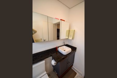 Casa à venda com 130m², 2 quartos e 1 vagaBanheiro Social