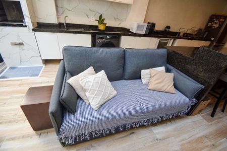 Casa à venda com 130m², 2 quartos e 1 vagaSala