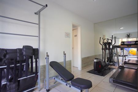 Apartamento para alugar com 82m², 2 quartos e 1 vagaÁrea comum - Academia