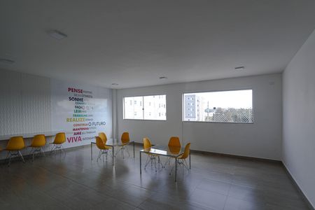 Apartamento para alugar com 42m², 2 quartos e 1 vaga Apartamento para alugar com 42m², 2 quartos e 1 vagaÁrea Comum