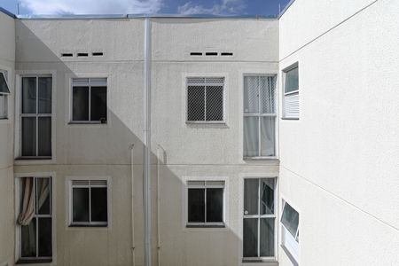 Apartamento para alugar com 42m², 2 quartos e 1 vaga Apartamento para alugar com 42m², 2 quartos e 1 vagaVista - Área de Serviço