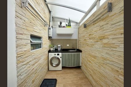 Casa de condomínio à venda com 118m², 2 quartos e 2 vagasÁrea de Serviço