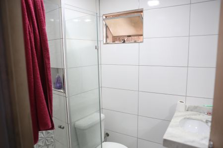 Casa à venda com 100m², 4 quartos e sem vagaBanheiro da Suíte