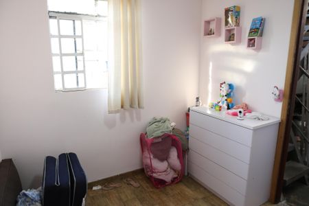 Casa à venda com 100m², 4 quartos e sem vagaQuarto 1