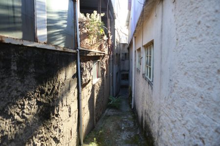 Casa à venda com 100m², 4 quartos e sem vagaÁrea comum