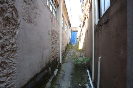 Casa à venda com 100m², 4 quartos e sem vagaÁrea comum