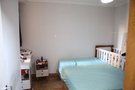 Casa à venda com 100m², 4 quartos e sem vagaSuíte