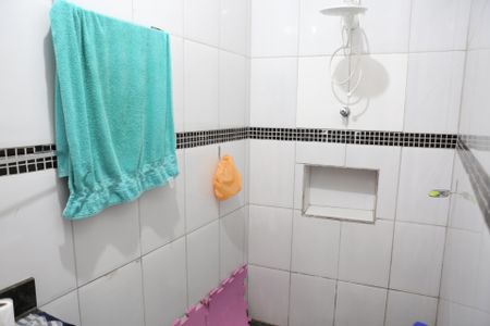 Casa à venda com 100m², 4 quartos e sem vagaBanheiro 2