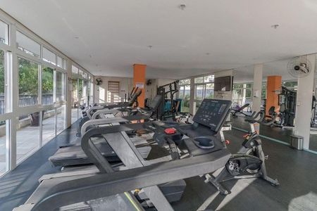 Apartamento para alugar com 69m², 2 quartos e 2 vagasÁrea comum - Academia